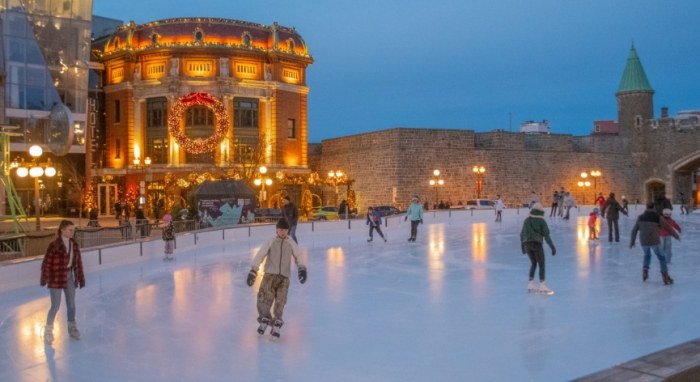 Restaurants open on holidays